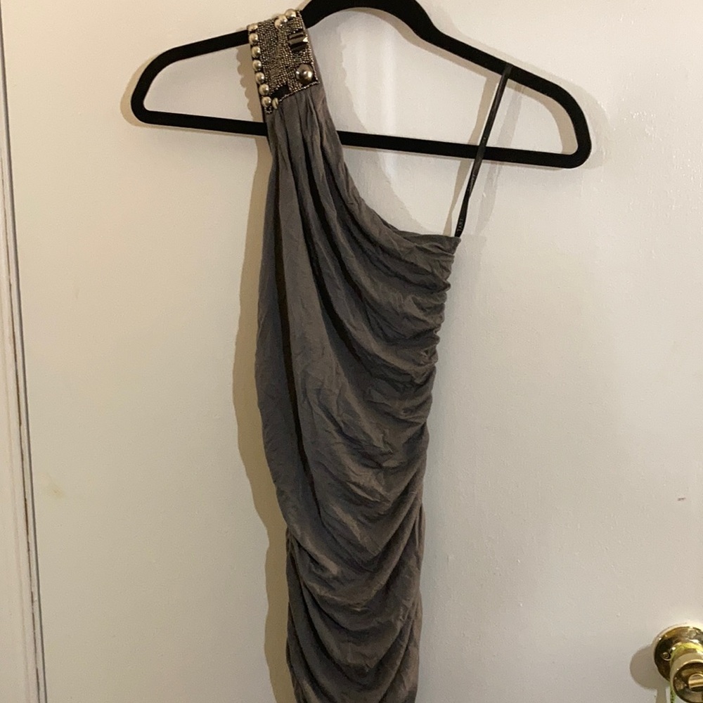 Scrunched top with open back areas, size xs